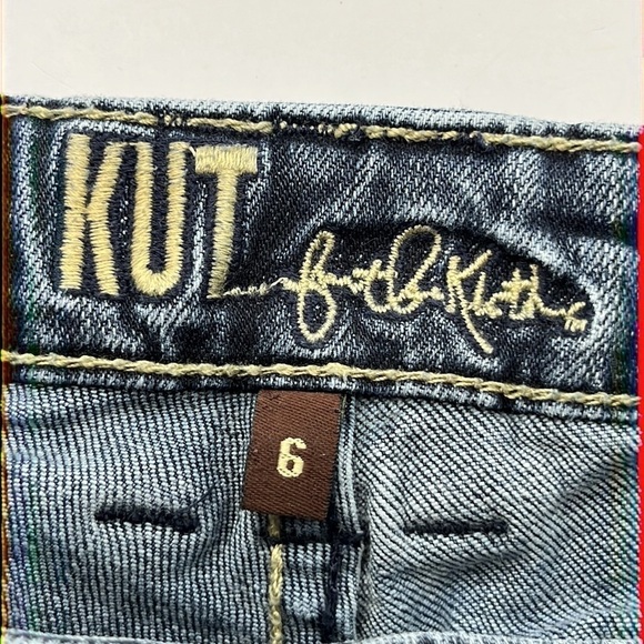 Kut From The Kloth Mid Rise Size 6 - Picture 7 of 16
